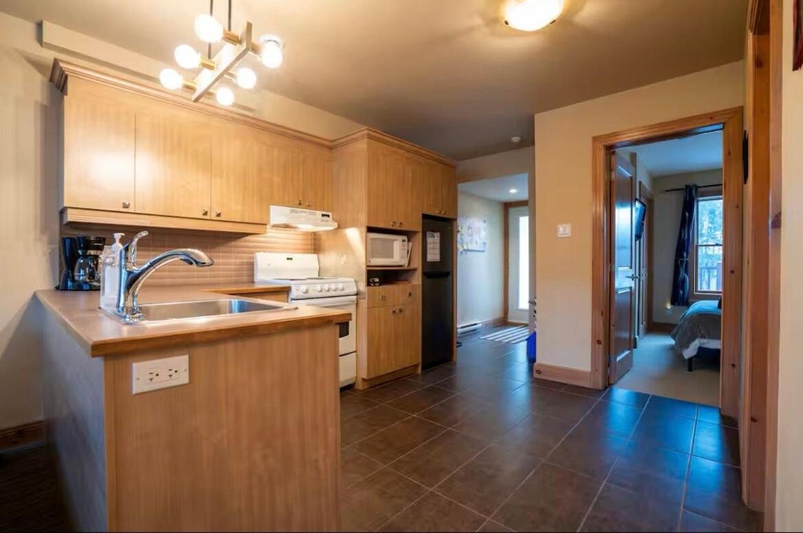 Apartment Tremblant L'evasion- Your Ideal Retreat! *